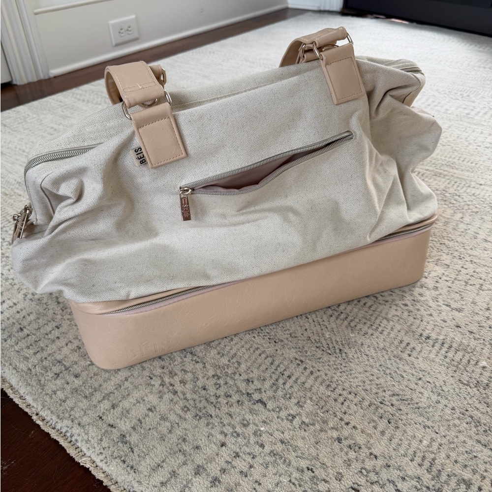 BEIS The Weekender Bag